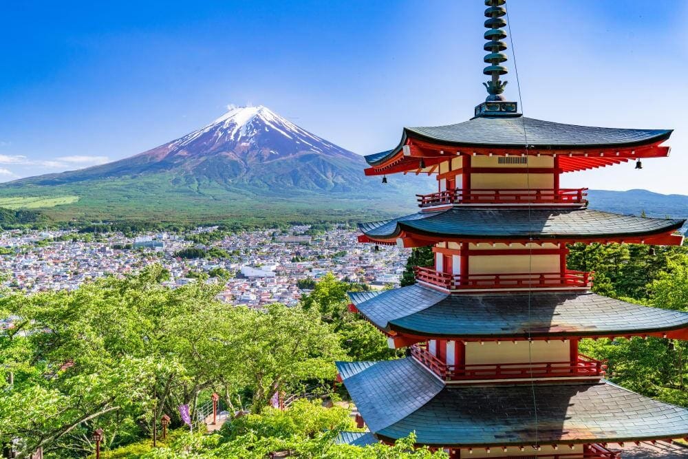 일본 후지산 전경 일본의 대표 관광지 후지산을 배경으로한 아름다운 일본의 풍경 이미지